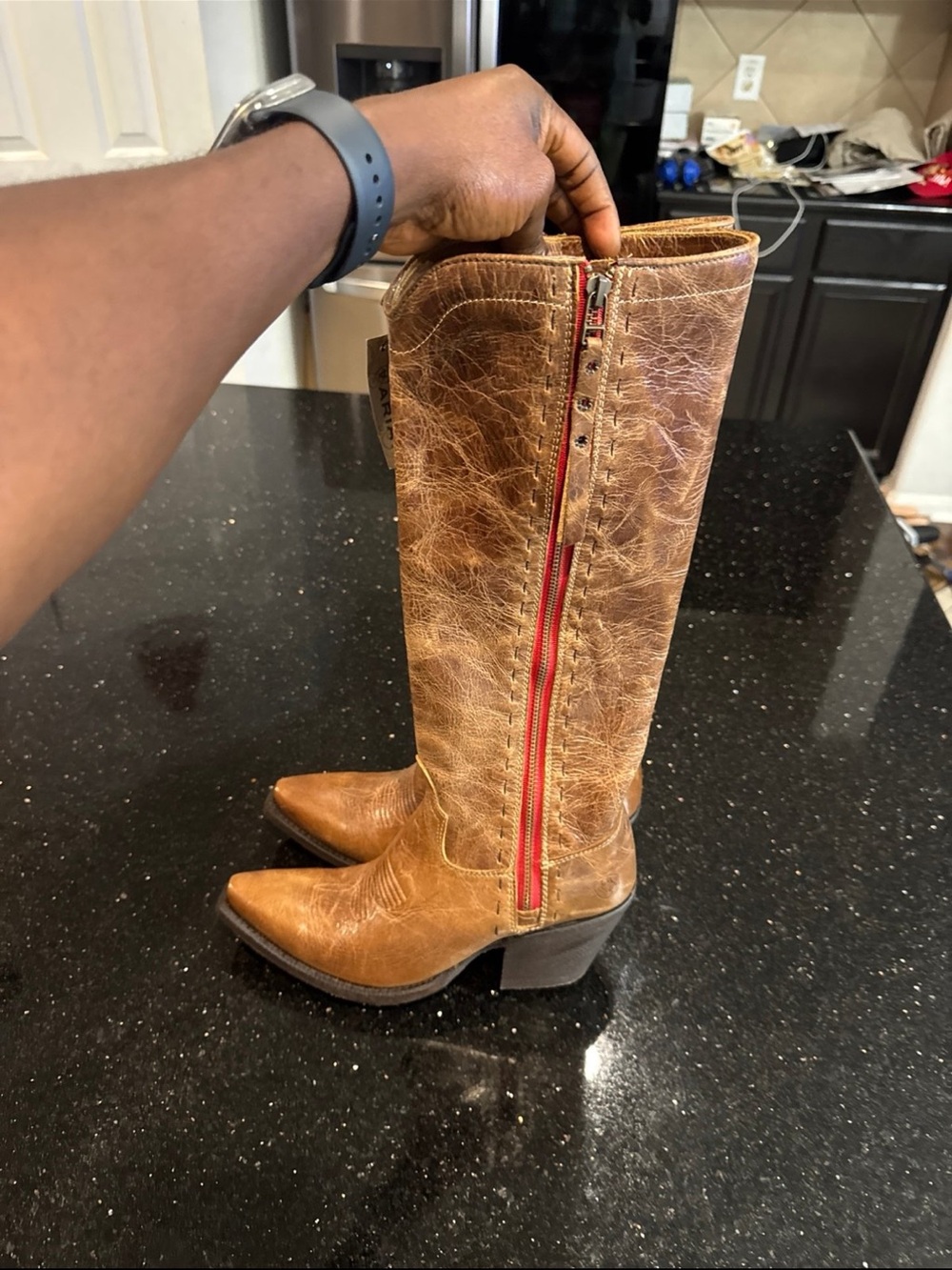 LOOKING for ARIAT GISELLE BOOTS - Picture 2 of 4